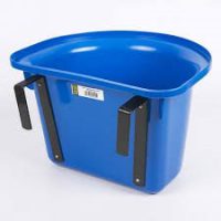 Portable Manger Hook Over Bucket
